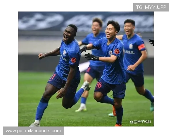 太贪了！中超12场7球神锋走红，受多支强队追捧，月薪56万还嫌少，中超足球