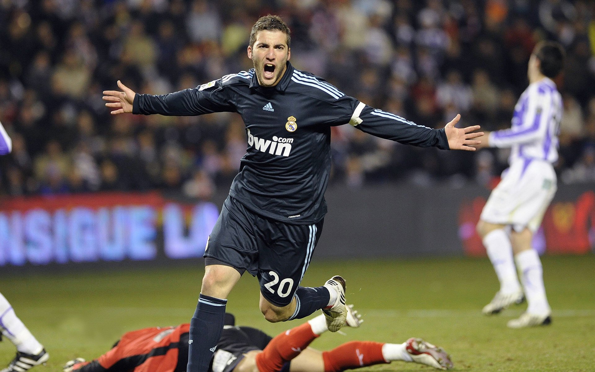 城市单车+跑步“双刷城” 一天之内完成两圈不同路线